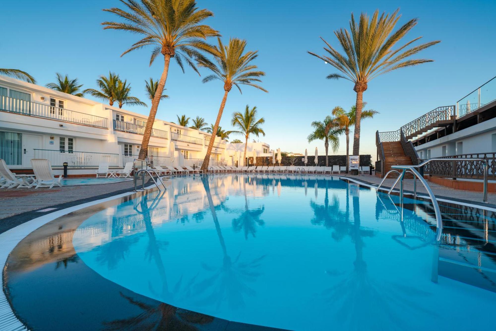 Apartamentos Fariones Puerto del Carmen  Exterior foto